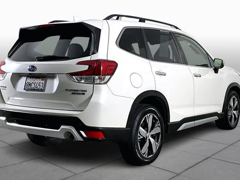 Used 2019 Subaru Forester Touring image 12