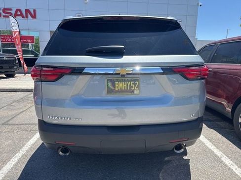 Used 2023 Chevrolet Traverse LT AWD/4WD image 24