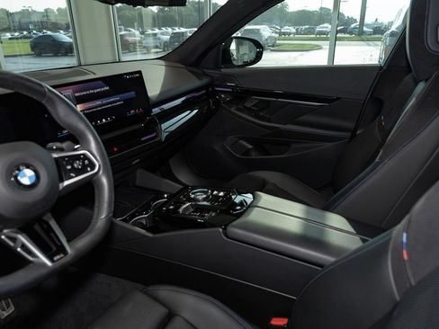 Used 2024 BMW 530i xDrive w/ M Sport Package AWD/4WD image 8