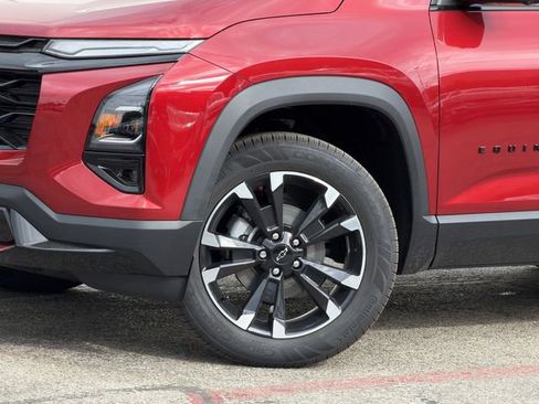 New 2026 Chevrolet Equinox RS w/ Convenience Package III FWD image 8