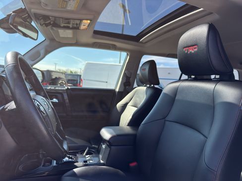 Used 2023 Toyota 4Runner TRD Off-Road Premium w/ Off Road Premium Plus Package AWD/4WD image 25