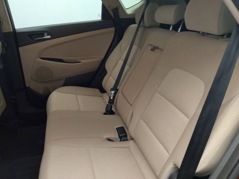 Used 2016 Hyundai Tucson Sport image 18