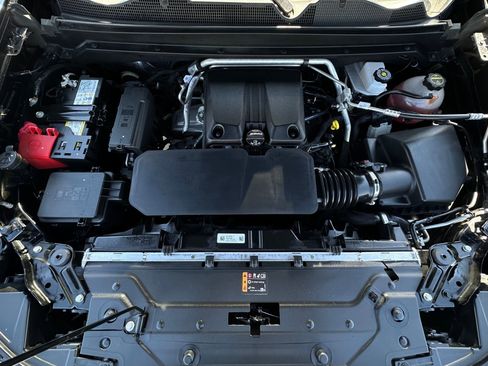 Used 2024 Chevrolet Colorado LT w/ LT Convenience Package II image 25