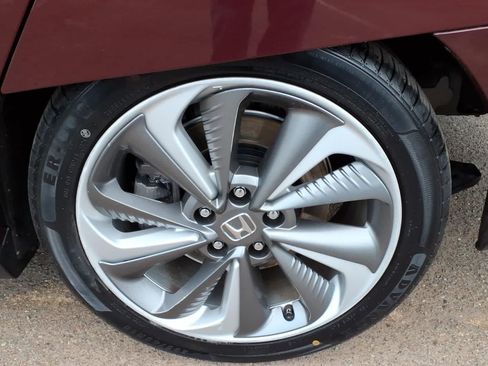 Used 2020 Honda Clarity Touring image 8