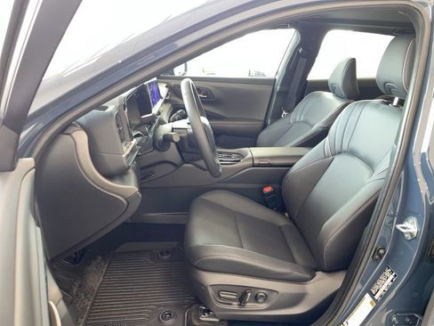 Used 2026 Toyota Crown Nightshade image 8