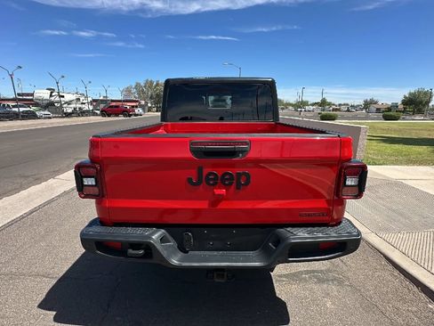 Used 2020 Jeep Gladiator Sport w/ Quick Order Package 24S AWD/4WD image 3