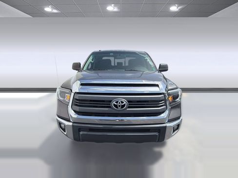 Used 2015 Toyota Tundra SR5 w/ SR5 Upgrade Package RWD image 6
