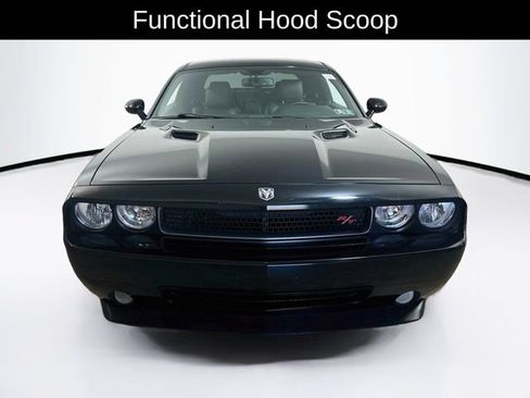 Used 2010 Dodge Challenger R/T RWD image 2