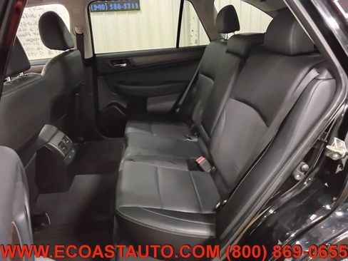 Used 2017 Subaru Outback 3.6R Limited AWD/4WD image 13