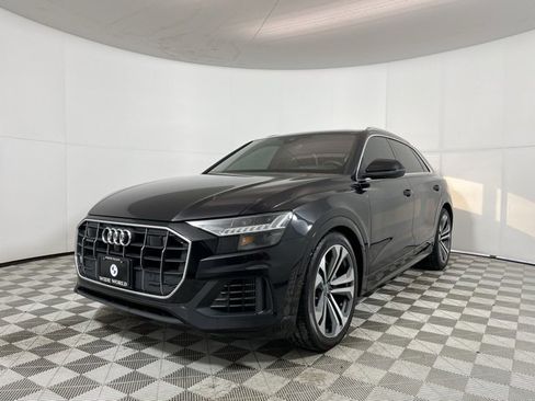 Used 2019 Audi Q8 Prestige w/ Adaptive Chassis Package image 3