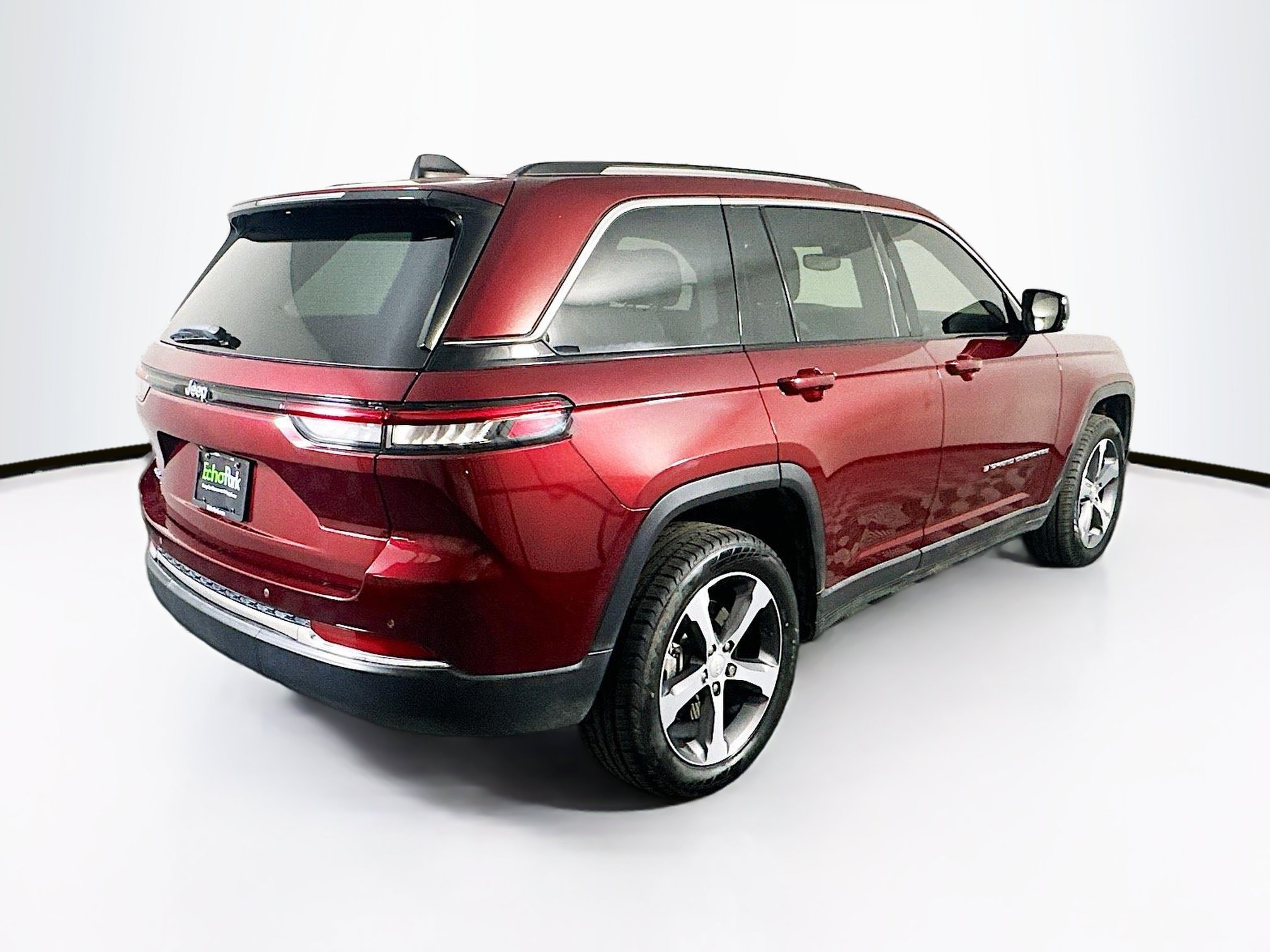 Used 2023 Jeep Grand Cherokee 4WD 4xe image 9