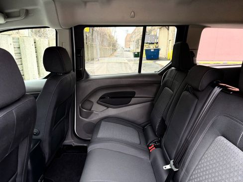 Used 2022 Ford Transit Connect XLT w/ Trailer Tow Package image 26