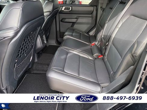 New 2025 Ford Bronco Badlands w/ Sasquatch Package image 11