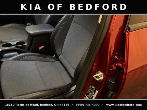 Used 2025 Kia Seltos S FWD image 14