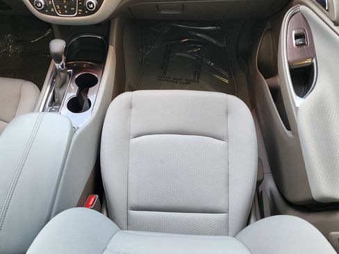Used 2022 Chevrolet Malibu LT FWD image 13