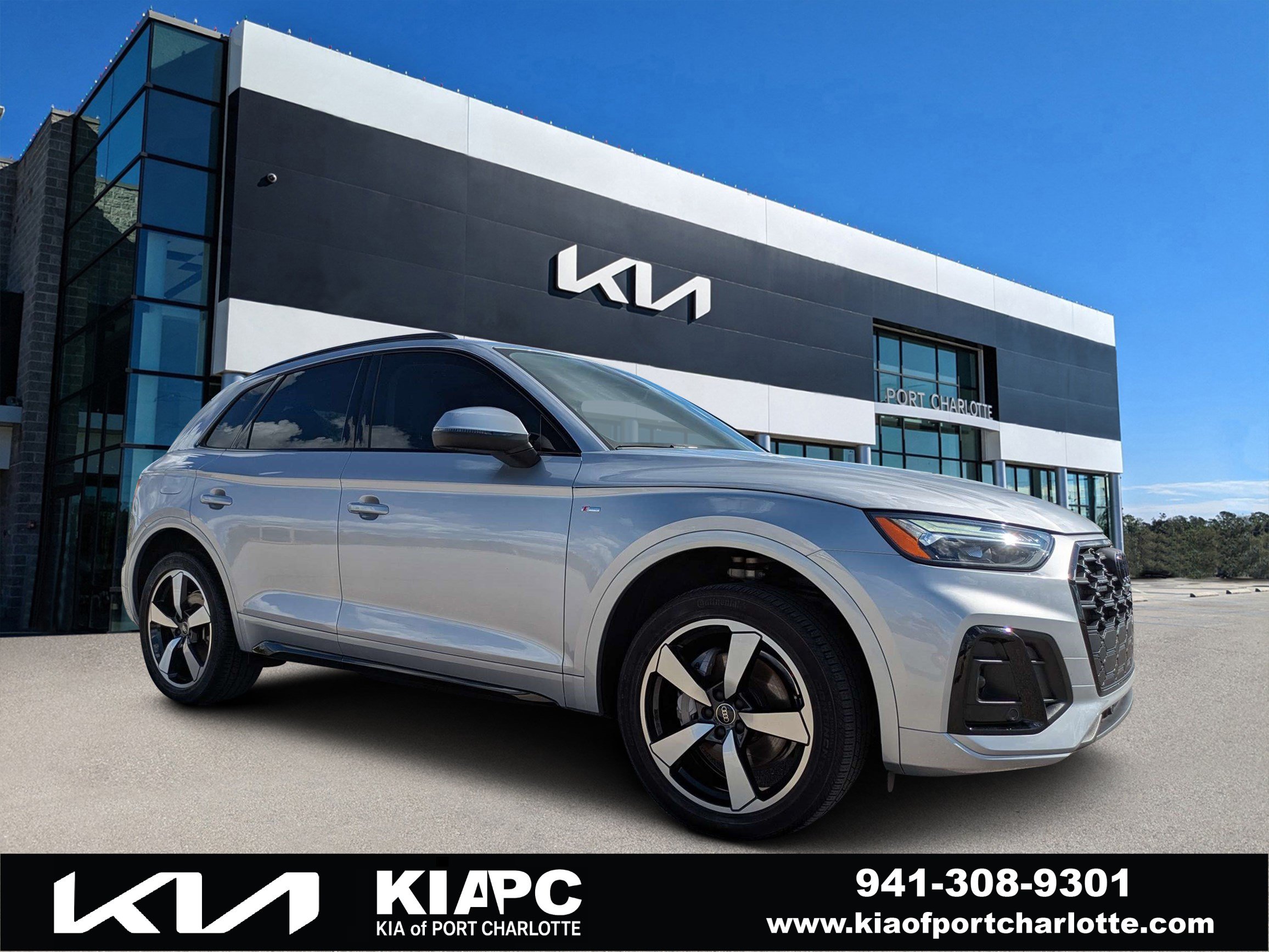 Used 2023 Audi Q5 2.0T Premium Plus w/ Premium Plus Package AWD/4WD image 1