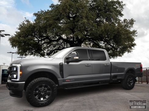 Used 2024 Ford F350 Lariat w/ Lariat Ultimate Package AWD/4WD image 1
