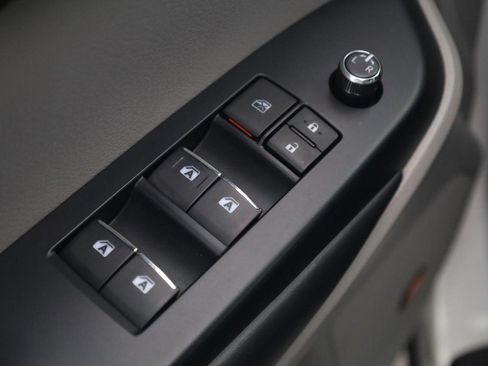 Used 2018 Toyota Highlander Limited AWD/4WD image 10