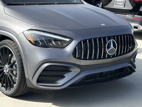 New 2025 Mercedes-Benz GLA 35 AMG 4MATIC image 3