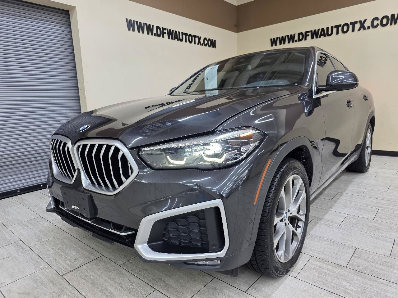 Used 2021 BMW X6 xDrive40i w/ Premium Package AWD/4WD image 2