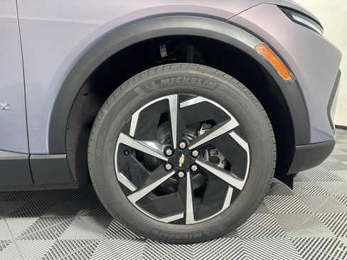 New 2026 Chevrolet Equinox EV LT image 10