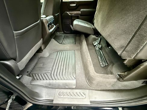 Used 2022 Chevrolet Silverado 2500 LTZ w/ LTZ Plus Package image 27