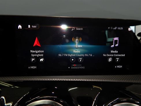 Used 2022 Mercedes-Benz A 220 4MATIC w/ AMG Line image 24