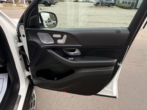Used 2020 Mercedes-Benz GLE 350 4MATIC w/ Premium Package image 15