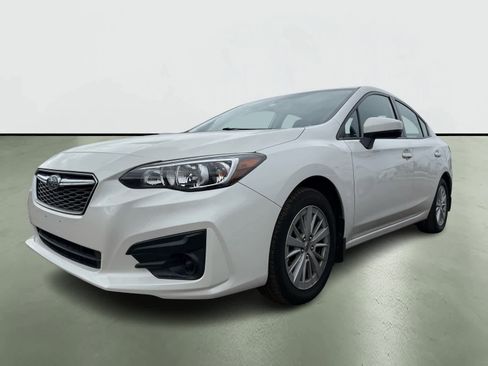 Used 2017 Subaru Impreza 2.0i Premium image 2