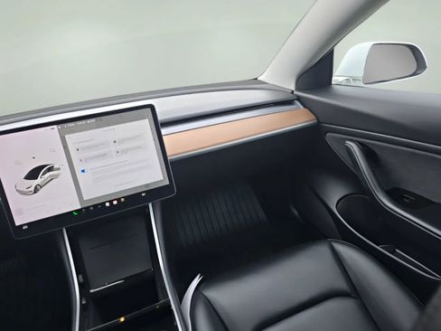 Used 2018 Tesla Model 3 Long Range AWD/4WD image 16
