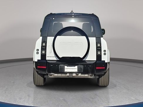 New 2026 Land Rover Defender 130 X-Dynamic SE AWD/4WD image 6
