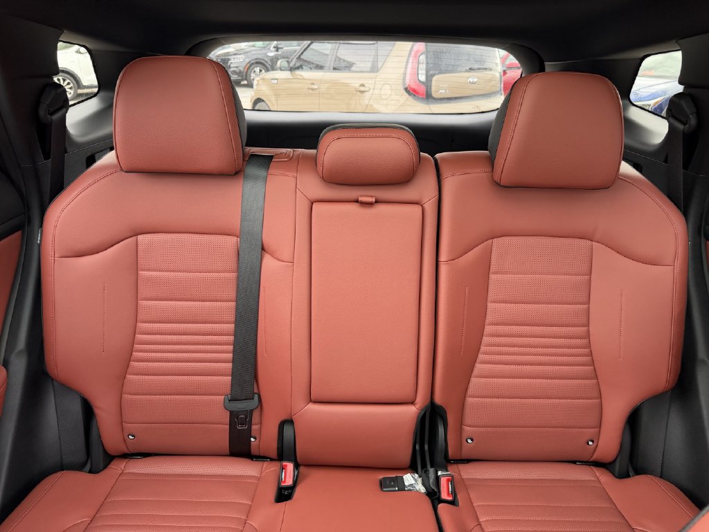 New 2026 Kia Sportage SX FWD image 19