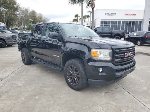 Used 2017 GMC Canyon SLE w/ Nightfall Edition image 4