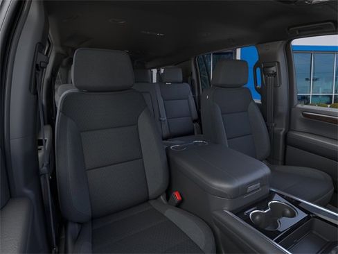 New 2026 Chevrolet Suburban LS image 16