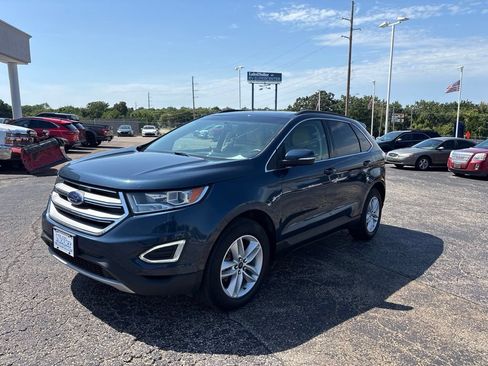 Used 2017 Ford Edge SEL w/ Equipment Group 201A FWD image 3