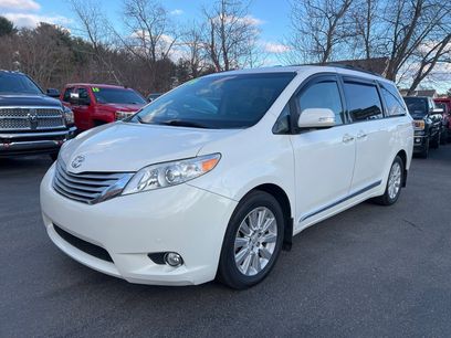 Used 2014 Toyota Sienna Limited w/ Limited Premium Package