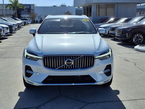 Certified 2023 Volvo XC60 B5 Ultimate w/ Protection Package Premier image 2