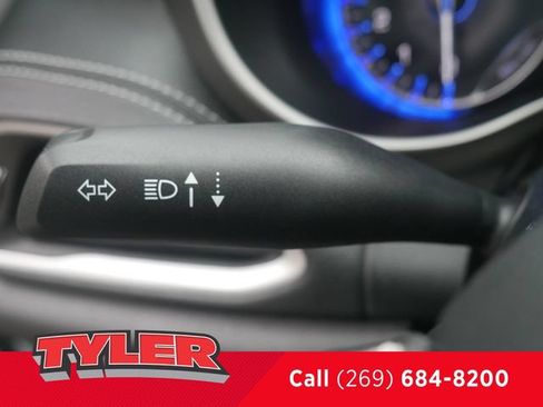 New 2027 Chrysler Pacifica Limited FWD image 25