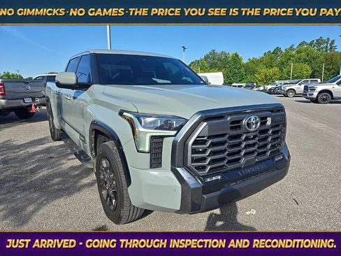 Used 2025 Toyota Tundra Platinum AWD/4WD image 1