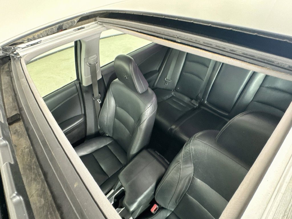 Used 2015 Honda Accord EX-L image 25