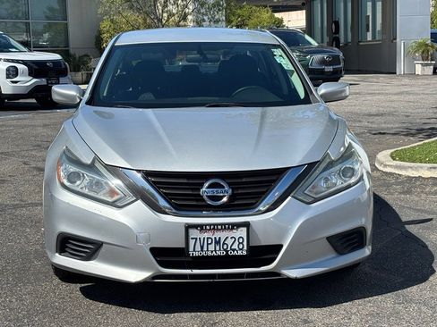 Used 2016 Nissan Altima 2.5 S w/ Power Driver Seat Package FWD image 12