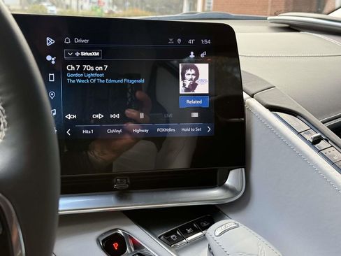 Used 2024 Chevrolet Corvette Stingray Premium Cpe w/ Z51 Performance Package image 10