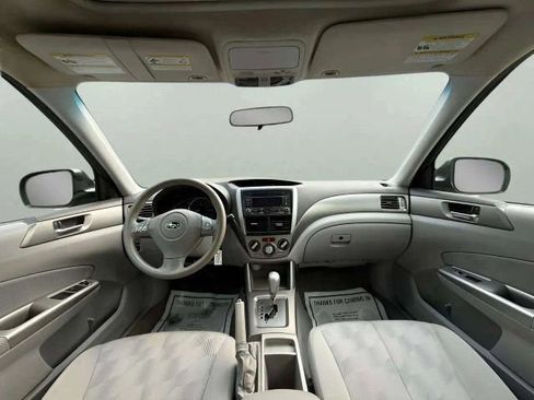 Used 2010 Subaru Forester 2.5X Premium image 16