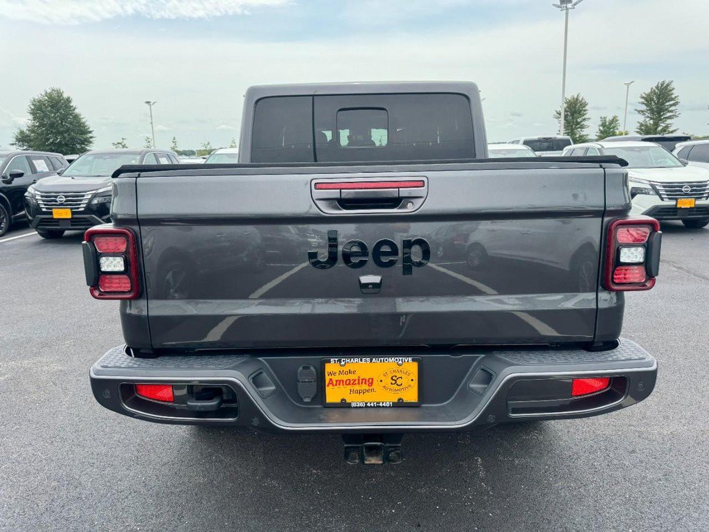Used 2021 Jeep Gladiator Overland AWD/4WD image 4