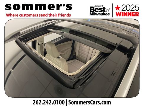 Used 2018 Ford Escape Titanium w/ Ford Safe & Smart Package AWD/4WD image 19