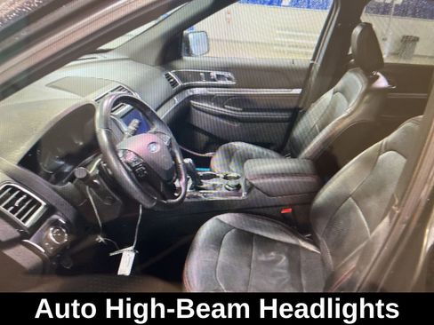 Used 2018 Ford Explorer Sport w/ Equipment Group 401A image 14