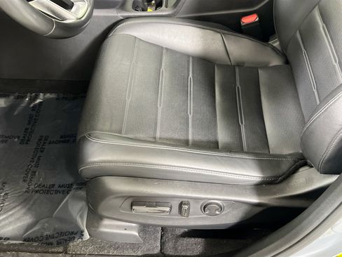 Used 2023 Honda CR-V EX-L image 17