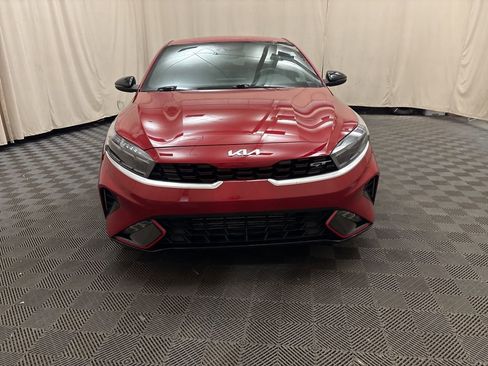 Used 2022 Kia Forte GT image 2