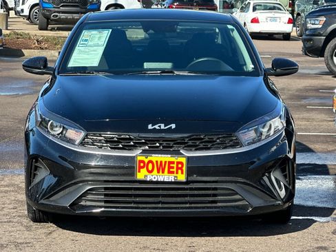 Used 2023 Kia Forte LX image 9