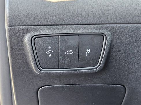 Used 2023 Hyundai Santa Cruz Limited image 26